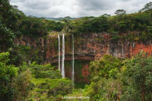 Destination Pakistan Charamel Waterfall - vibrations tours