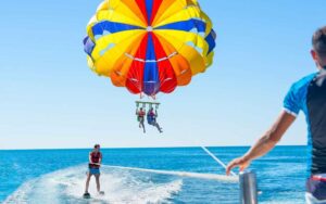 Destination Pakistan parasailing water activity - vibrations tours